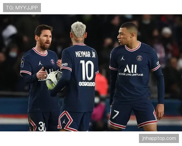 姆巴佩与同期巨星的关键战决定力差异解析