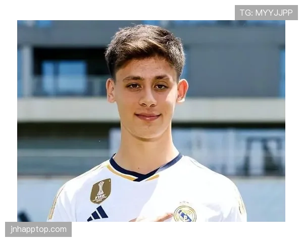 居莱尔是体系球员还是被低估的全能核心？战术适配性与个人能力边界解析